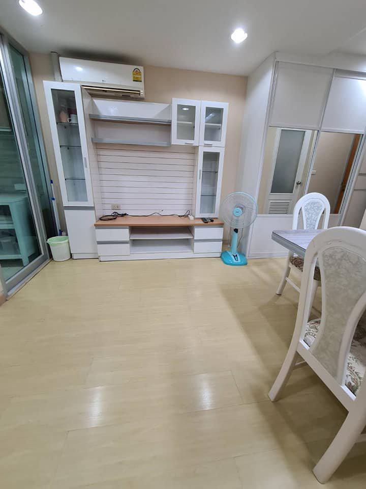 โครงการ คอนโด เดอะ สเตชั่น Condo The Station  ขนาด Studio 1 ห้องนอนมีประตู slide กันห้อง Studio 1 bedroom has a sliding doo...