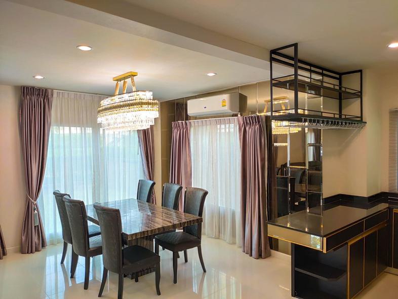 Project Passorn Prestige Luxe Size 3 bedrooms, 3 bathrooms, 1 living room -1 sq.m. ให้เช่าบ้านเดี่ยว ทำเลดี

พื้นที่   67.4...