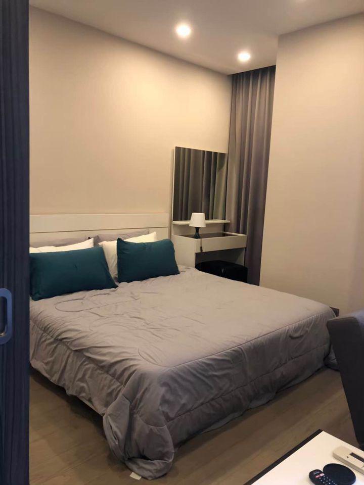 Project Ashton Asoke Size 1 bedroom, 1 bathroom 34 sq.m. ปล่อยเช่า
ห้องไม่โดดแดด ไม่ร้อน
เฟอร์นิเจอร์และเครื่องใช้ไฟฟ้าครบ ...