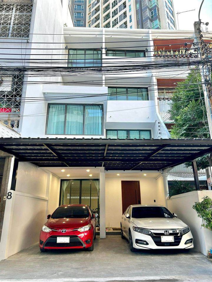 โครงการ ขายทาวน์เฮ้าส์ ซอยสาทร 21  Sale Townhouse Soi Sathorn 21 ขนาด 6 ห้องนอน 7 ห้องน้ำ 6 bedrooms, 7 bathrooms 320 ตร.ม....