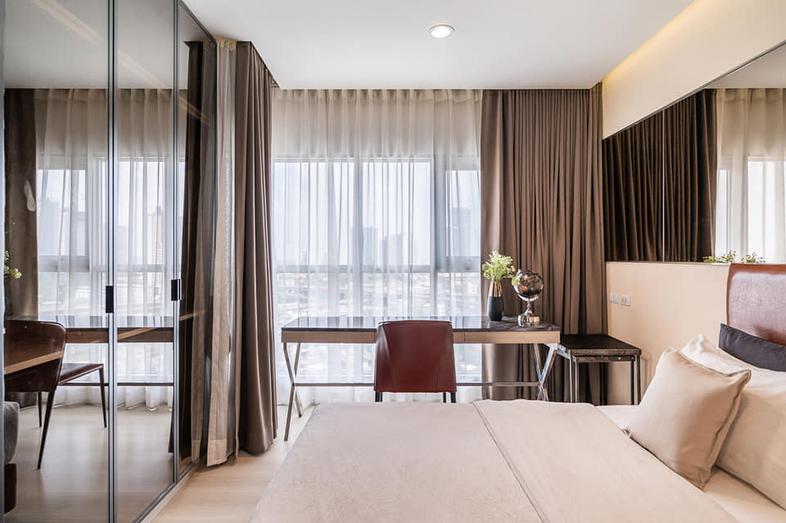 Project Aspire Sukhumvit 48 Size 1 Bedroom  39 sq.m. ห้องทิศใต้ วิวเมือง
เฟอร์นิเจอร์ครบ
ที่ตั้ง : 450 ม. จาก BTS พระโขนง

