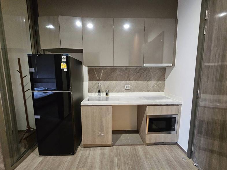 Project Rhythm Charoenkrung Pavillion Size 1 bedroom, 1 bathroom 36.5 sq.m. (ห้องใหม่)

คอนโดในตระกูล Rhythm Take View ได้จ...