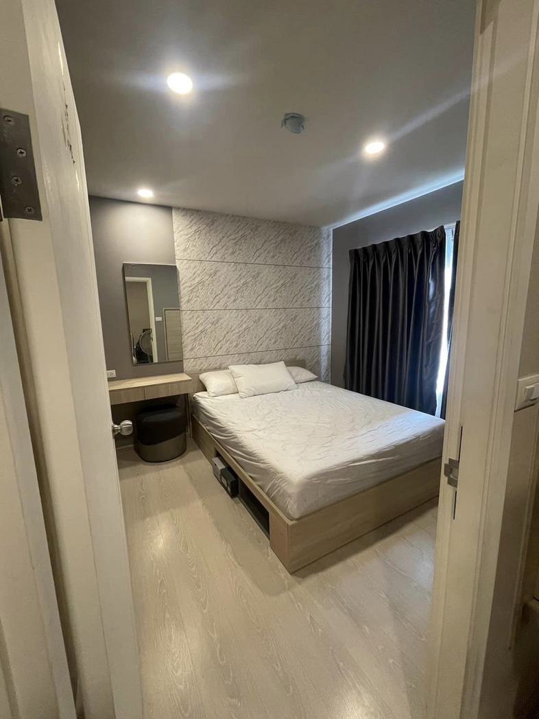 Project Phyll phahol 34 Size 1 bedroom, 1 bathroom and a kitchen divider 28.26 sq.m. ขายคอนโด
ระเบียงหันทิศใต้
วิวถนนซอยพหล...