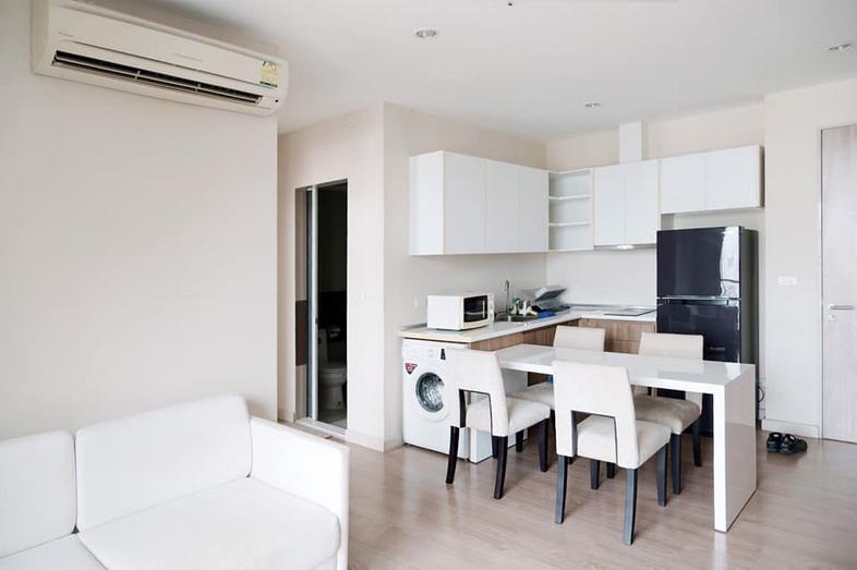 Project The Capital Condo  Ratchaprarop - Vibha Size 2 bedroom 2 bathroom 1 living room 60.44 sq.m. ขายคอนโด
ห้องมุม
พร้อมเ...