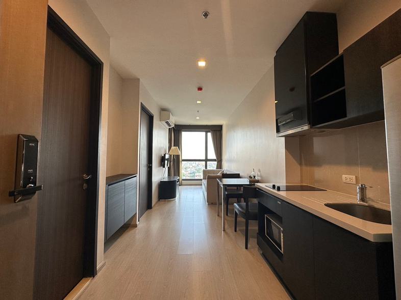 Project condo Rhythm Sukhumvit 44/1 Size 1 bedroom, 1 bathroom 35 sq.m. ปล่อยเช่า
ติด BTS พระโขนง ( 0 เมตร )

วิวเมือง เปิด...