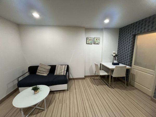 Project Condo The Niche ID Lat Phrao 130 Size  45 sq.m. ให้เช่า
ชั้น 1 ติดสระว่ายน้ำ ห้องสวย เฟอร์ครบ
สัญญา 1 ปี

