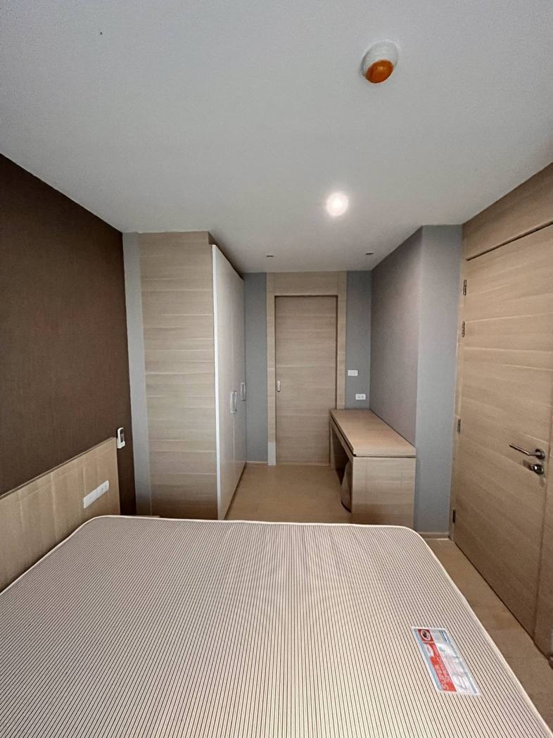 โครงการ คลาส สีลม คอนโด KLASS SILOM CONDO  ขนาด 1 ห้องนอน 1 ห้องน้ำ 1 ห้องครัว 1 bedroom, 1 bathroom, 1 kitchen 33 ตร.ม. ขา...