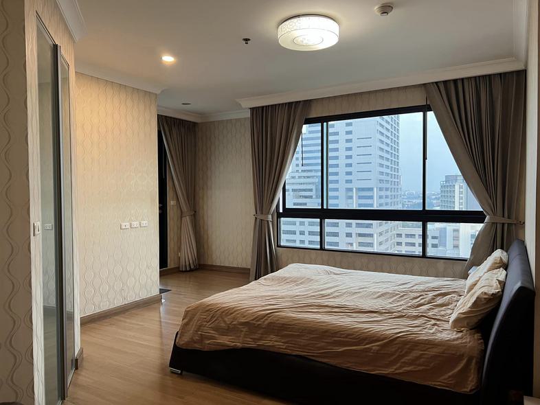 Project Condo Supalai Casa Riva Charoenkrung Size 3 bedrooms, 5 bathrooms, 1 kitchen, 1 living room, 1 maid's room + privat...