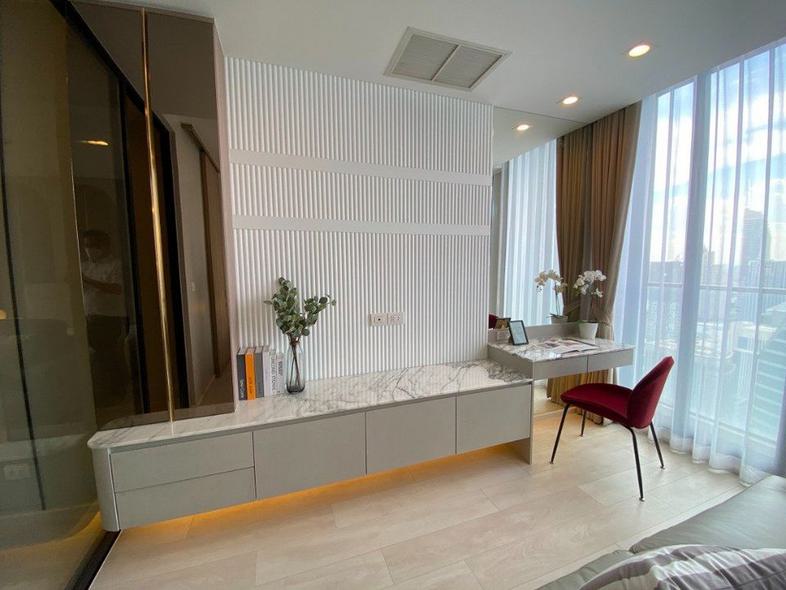 Project Noble Ploenchit Size 1 bedroom , 1 bathroom 46 sq.m. ให้เช่าคอนโด ทำเลดีใจกลางเพลินจิต คอนโดเชื่อม Skywalk เข้า BTS...