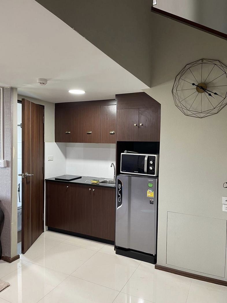 โครงการ ทีโกลด์ คอนโด 93 TGOLD CONDO 93 ขนาด 1 ห้องนอน 2 ห้องน้ำ 1 ห้องรับแขก 1 ห้องครัว 1 bedroom, 2 bathrooms, 1 living r...