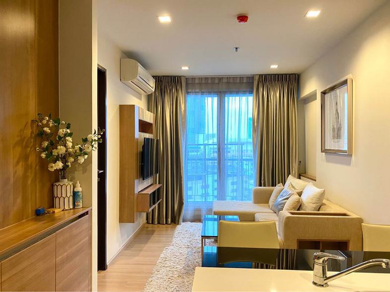 Project condo Rhythm Sathorn  Size 1 bedroom, 1 bathroom 45.5 sq.m. เช่า/ขาย
ขาย (ค่าโอนคนละครึ่ง)
ปล่อยเช่า ราคา 25,000 บา...