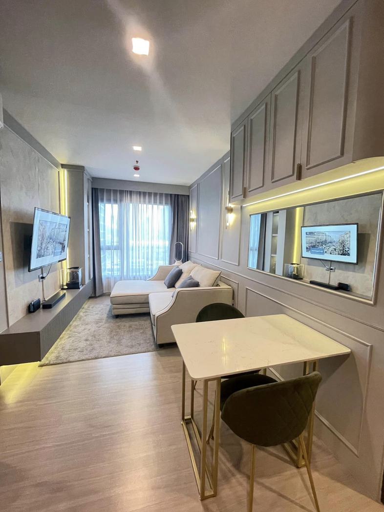 Project Life Asoke Rama9 Size 1 bedroom plus  35.98 sq.m. ขายคอนโด

ห้องสภาพใหม่มาก ไม่เคยปล่อยเช่า และไม่ค่อยได้อยู่

ทิศใ...